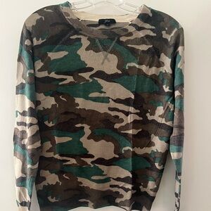 Size L jcrew army green 100% wool sweater